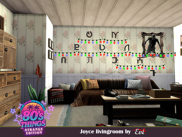 Sims 4 — Joyce livingroom by evi — This is the place that all strange things had started. Be careful!