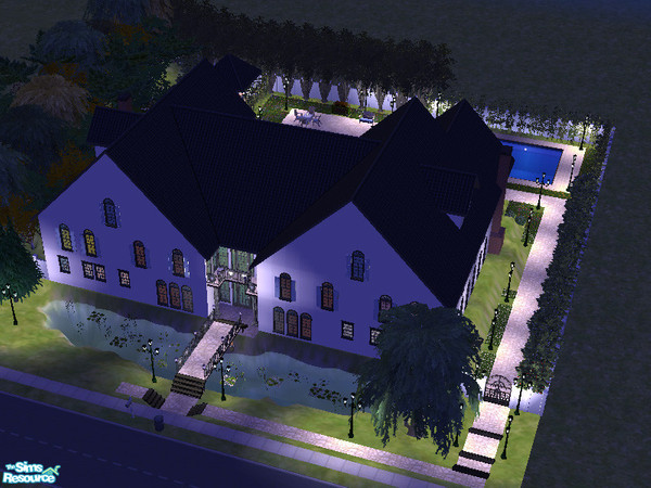 Sims 2 — Evergreen by toyira — This house in kolonial style was build a long time ago by a wealty family who owned a box